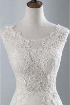 Glamuroso vestido de novia largo de sirena con apliques de tul y encaje