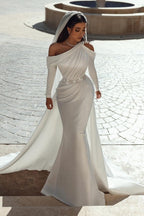 Robe de mariée sirène glamour en satin, asymétrique à manches longues et volants