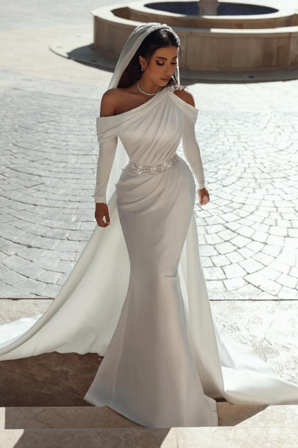 Robe de mariée sirène glamour en satin, asymétrique à manches longues et volants
