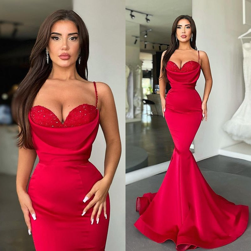 Robe de bal sirène rouge glamour longue à fines bretelles en solde
