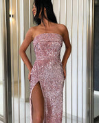 Robes de bal glamour fourreau sans bretelles à sequins