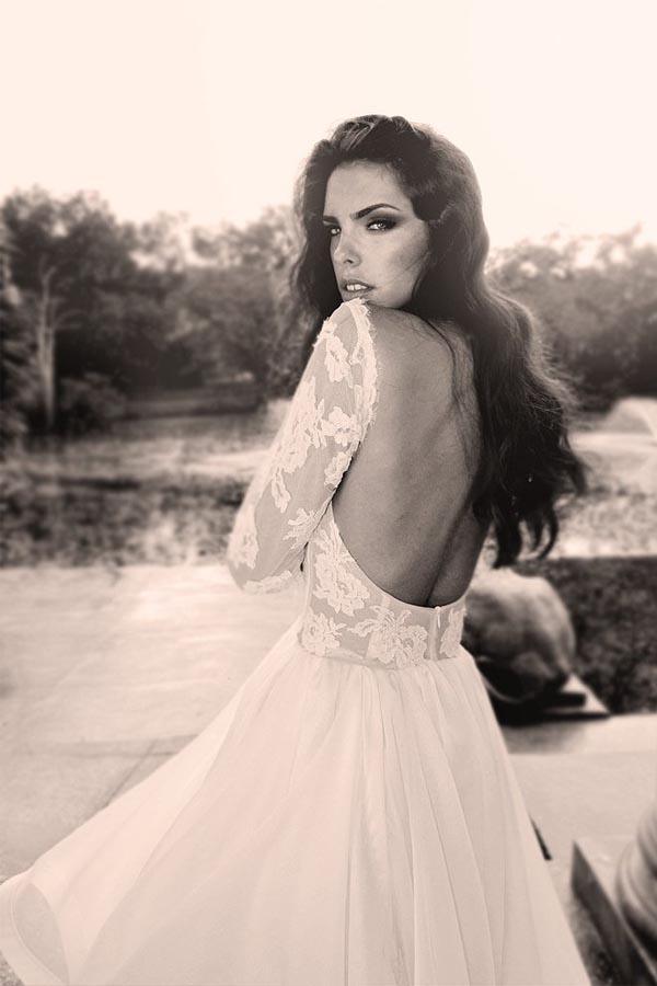 Vestidos de novia glamurosos con escote en V, mangas largas y encaje de organza WD125