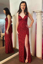 Robe de bal longue rouge pailletée à col V et pompons