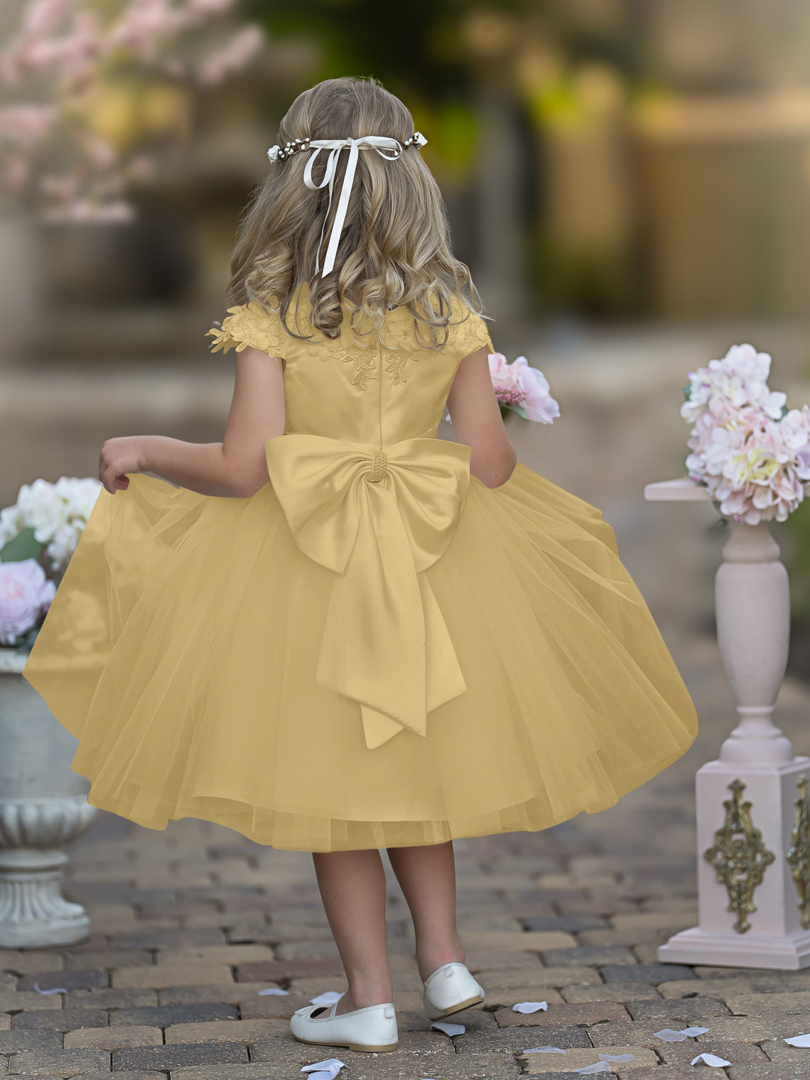 Vestido de niña de las flores de la Primera Comunión, color marfil, de tul satinado hasta la rodilla 