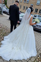 Magnifiques robes de mariée sans manches de coupe trapèze en dentelle