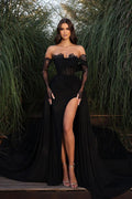 Magnifique robe de bal noire en mousseline, manches longues, bustier, fente sur le devant, longueur au sol, sans manches.
