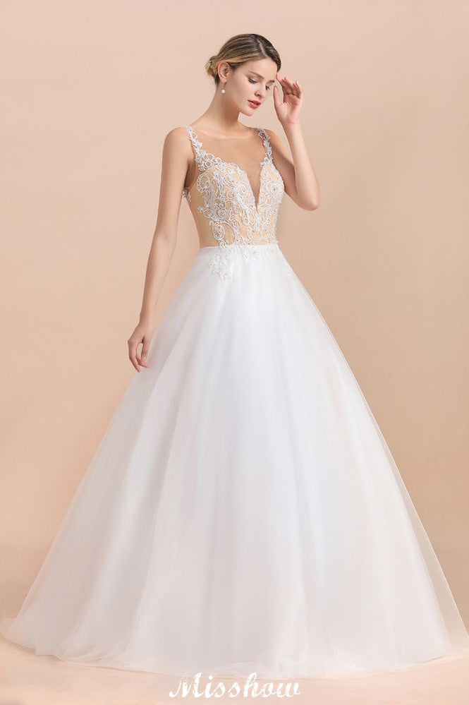 Magnifique robe de bal blanche sans manches à col illusion et boutons
