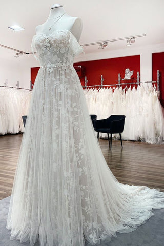 Precioso vestido de novia largo de corte A con hombros descubiertos, apliques de tul y encaje
