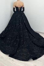 Superbe robe de bal longue noire trapèze en dentelle à décolleté en cœur