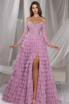 Superbe robe de bal longue lilas en tulle pailleté à épaules dénudées et fente
