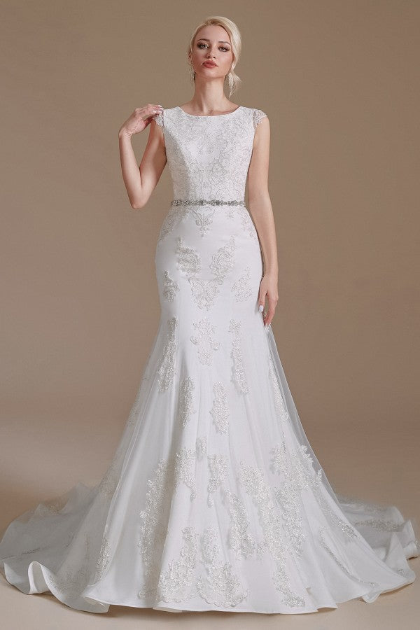Precioso vestido de novia largo de sirena con tul, encaje y joyas