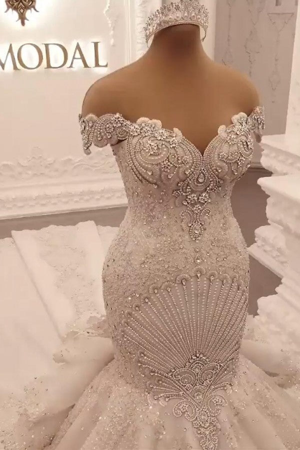 Preciosos vestidos de novia largos de sirena con hombros descubiertos y espalda descubierta con cristales