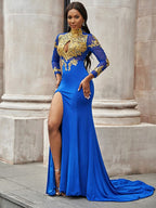 Preciosos vestidos de fiesta de sirena con apliques, mangas largas, cuello alto y confeccionados en punto.