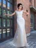 Preciosos vestidos largos de fiesta de tul con cuello transparente, apliques en el cuello y mangas cortas, estilo sirena.