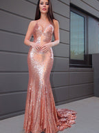 Magnifiques robes de bal sirène sans manches à sequins et volants, col en V