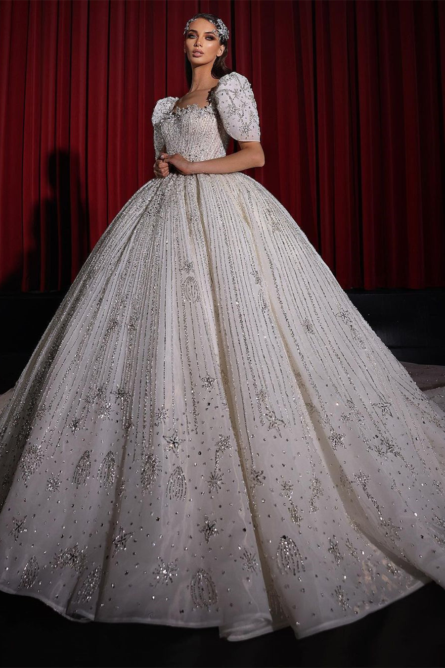 Gorgeous Princess A-line Beading Short Sleeves Wedding Dress With Lace