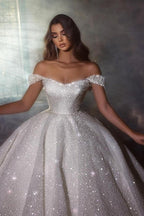 Magnifiques robes de mariée princesse trapèze à épaules dénudées avec paillettes