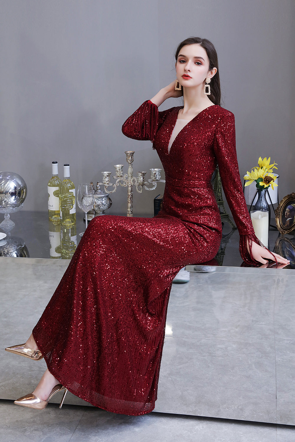 Preciosos vestidos de noche de sirena con lentejuelas, manga larga y escote en V