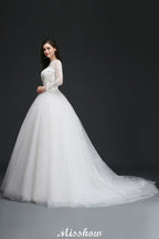 Robes de bal somptueuses en tulle avec traîne courte