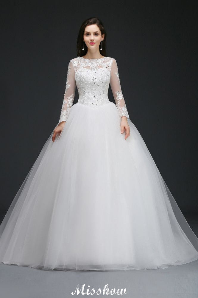 Robes de bal somptueuses en tulle avec traîne courte