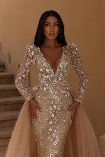 Gorgeous V-Neck Floral Mermaid Long Sleeves Wedding Dress with Detachable Train