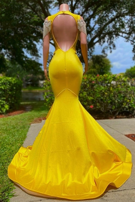 Magnifique robe de bal jaune à franges, épaules dénudées, perles et volants