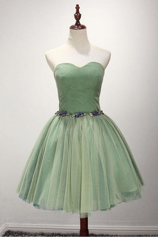Robe de bal verte courte en tulle à décolleté cœur et perles PG140