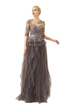 Robe de bal en dentelle florale à manches courtes, robe de soirée longue en fourrure