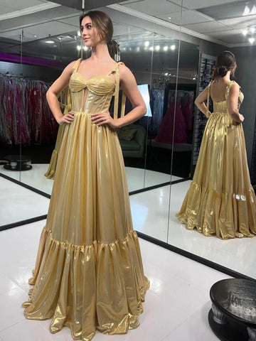 Halston | Robe de soirée longue trapèze dorée métallisée à bretelles nœud 