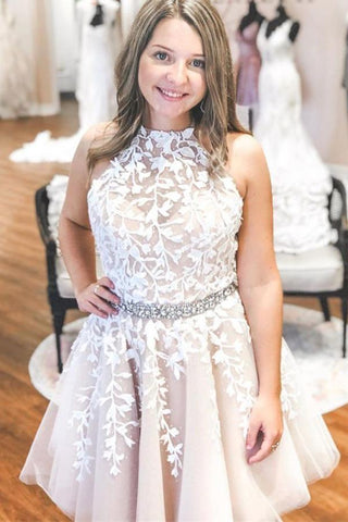 Vestido corto amarillo de fiesta con apliques y cuello halter, con cinturón de cuentas PD323