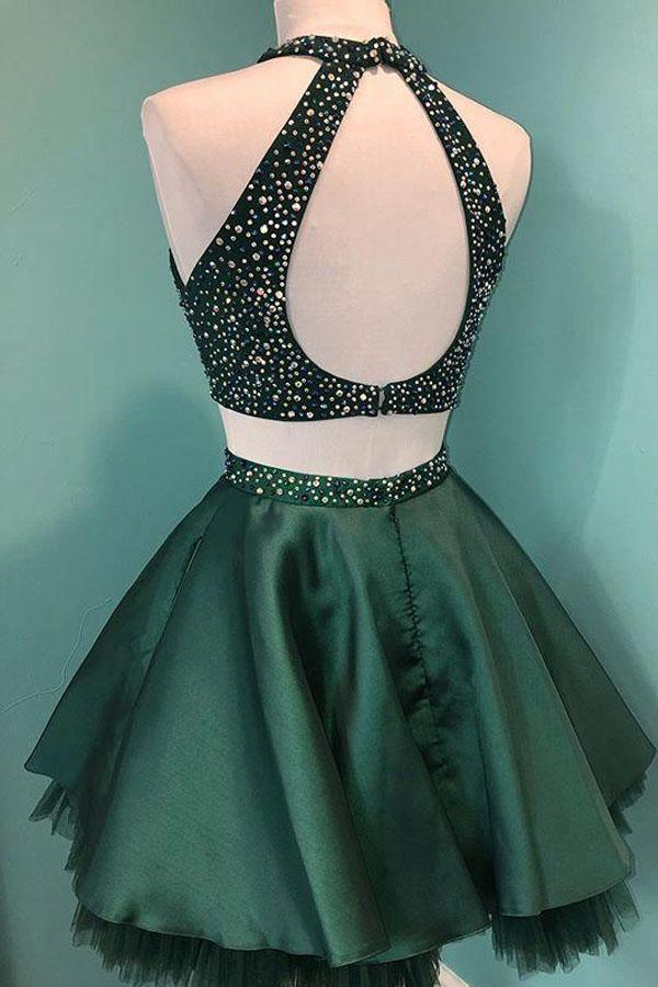 Vestido corto de fiesta de graduación de dos piezas de satén verde con cuentas y cuello halter PD358