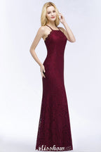 Vestido de noche largo de sirena con cuello halter, encaje color burdeos, ideal para damas de honor.