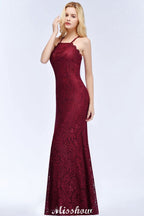 Vestido de noche largo de sirena con cuello halter, encaje color burdeos, ideal para damas de honor.