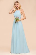 Vestido de dama de honor largo hasta el suelo azul cielo con escote halter disponible en línea. Vestido de fiesta sin mangas de corte en A.