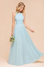 Vestido de dama de honor largo hasta el suelo azul cielo con escote halter disponible en línea. Vestido de fiesta sin mangas de corte en A.