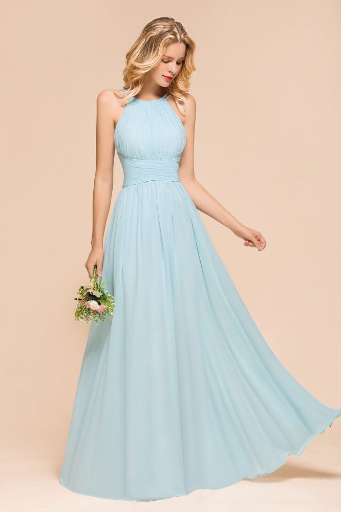Vestido de dama de honor largo hasta el suelo azul cielo con escote halter disponible en línea. Vestido de fiesta sin mangas de corte en A.