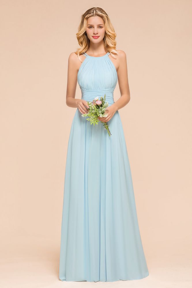 Vestido de dama de honor largo hasta el suelo azul cielo con escote halter disponible en línea. Vestido de fiesta sin mangas de corte en A.