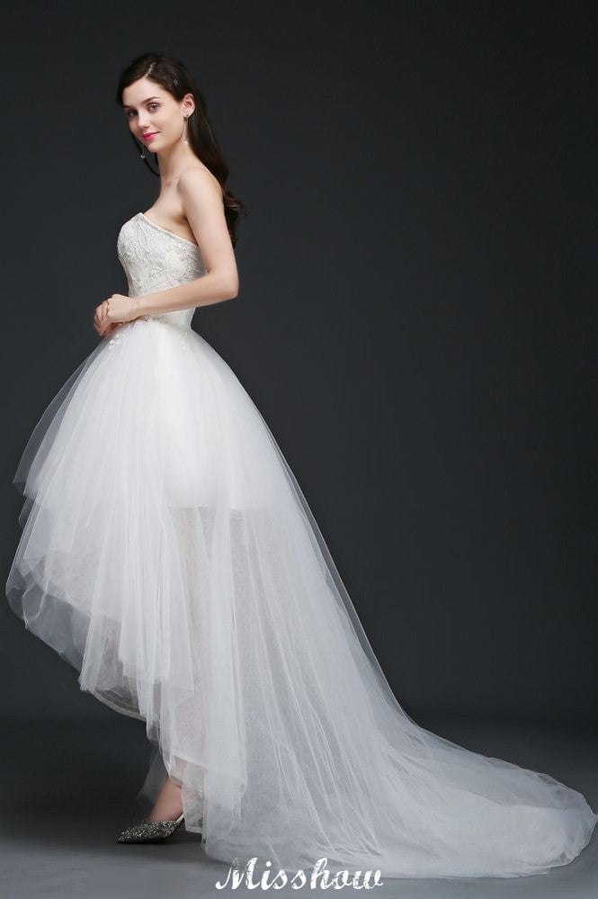 Robe de mariée asymétrique en tulle et dentelle, coupe trapèze, style A-line