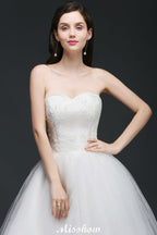 Robe de mariée asymétrique en tulle et dentelle, coupe trapèze, style A-line
