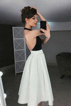 Vestido de graduación con cuello halter alto y falda plisada PD343