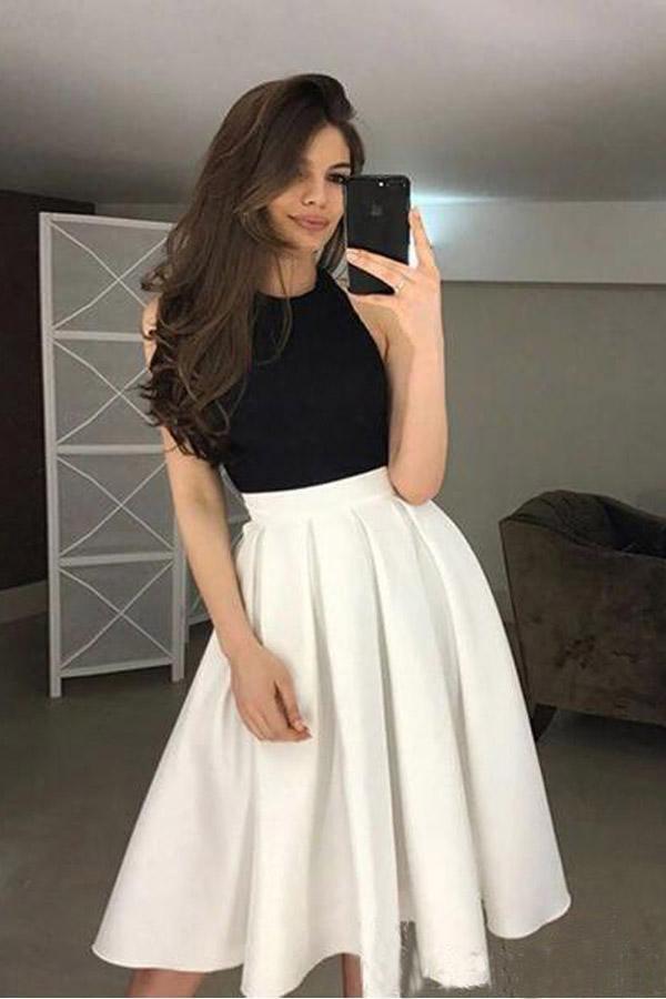 Vestido de graduación con cuello halter alto y falda plisada PD343