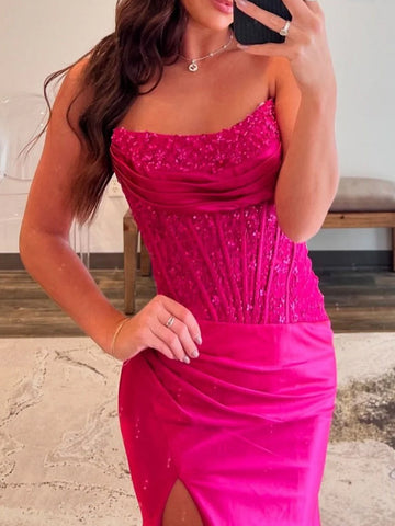 Idra | Vestido de gala sin tirantes con apliques de cuentas verde esmeralda y abertura