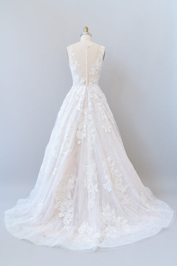 Robe de mariée trapèze en tulle à appliques illusion 