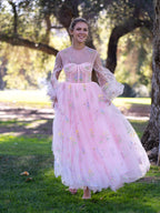 Robe de bal rose en tulle, longue jusqu'au sol, col illusion