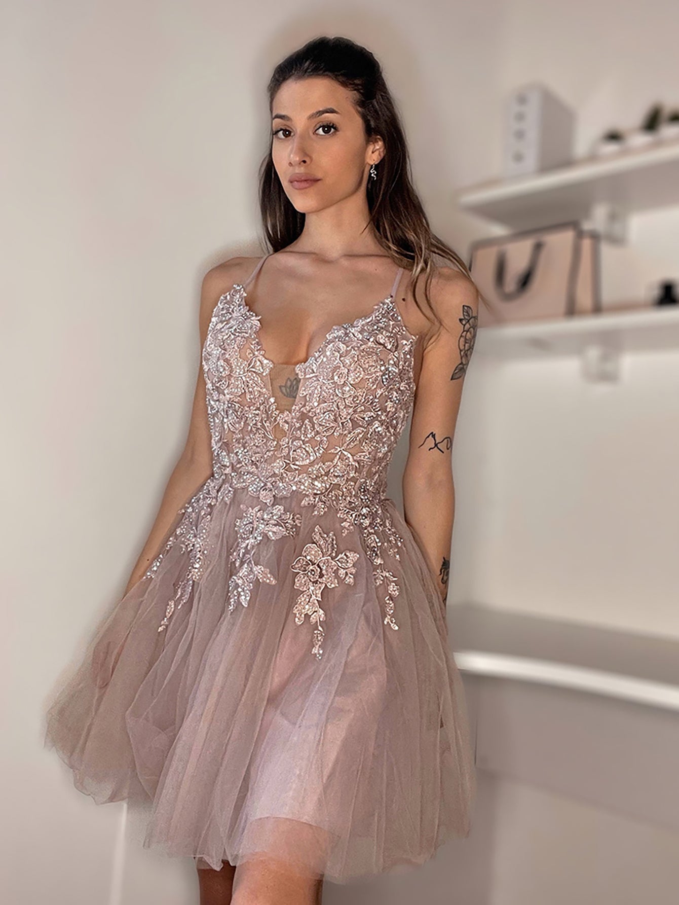Vestido corto de fiesta de bienvenida con apliques de tul rosa rubor de corte línea A