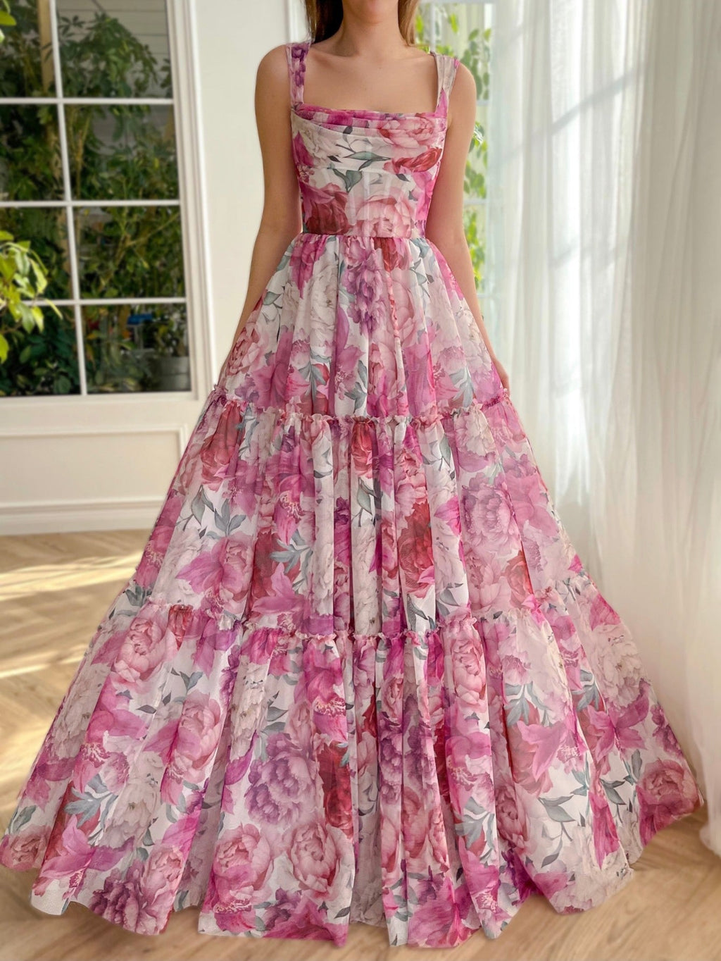 Vestido largo de fiesta rosa con estampado floral de corte A 