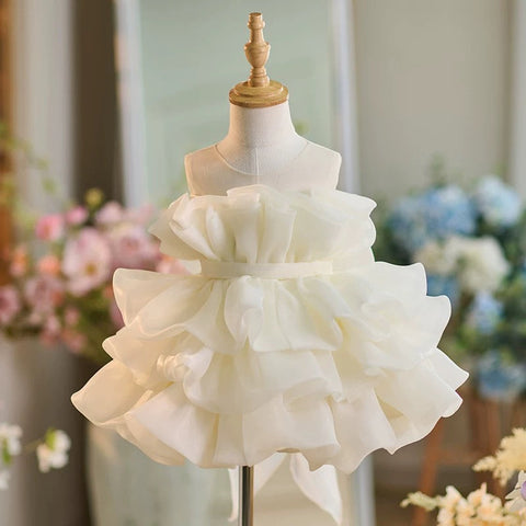 Robe de bébé fille en tulle arrivant aux genoux pour son premier anniversaire 