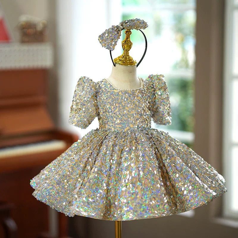 Vestido de bebé niña con lentejuelas, manga corta y largo hasta la rodilla 