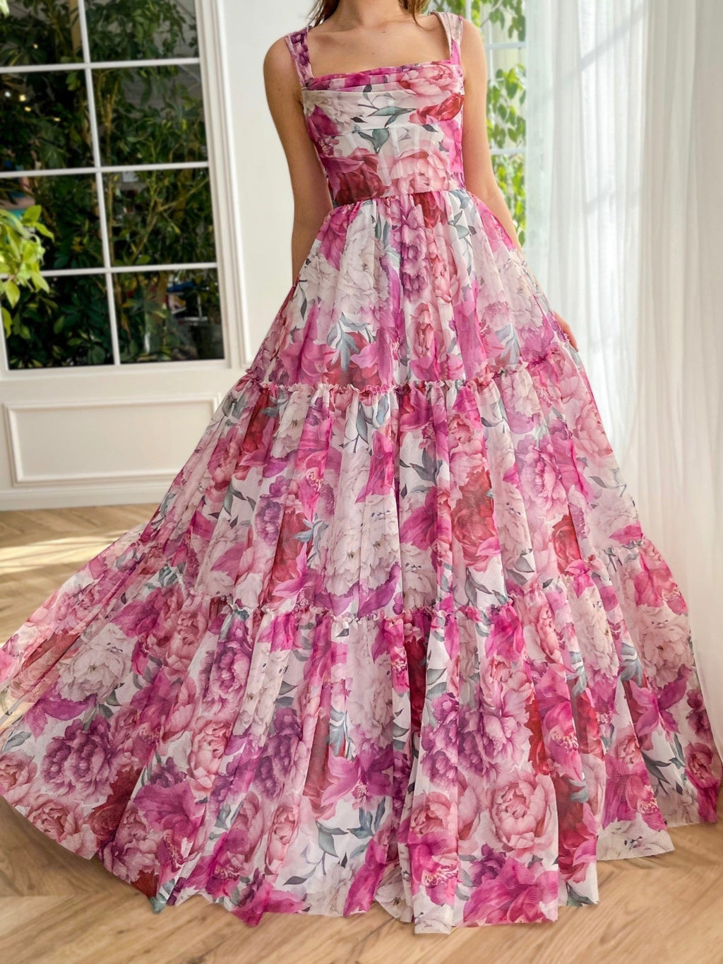 Vestido largo de fiesta rosa con estampado floral de corte A 