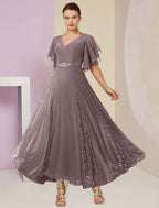 Vestidos de corte princesa/línea A para la madre de la novia con escote en V y apliques 